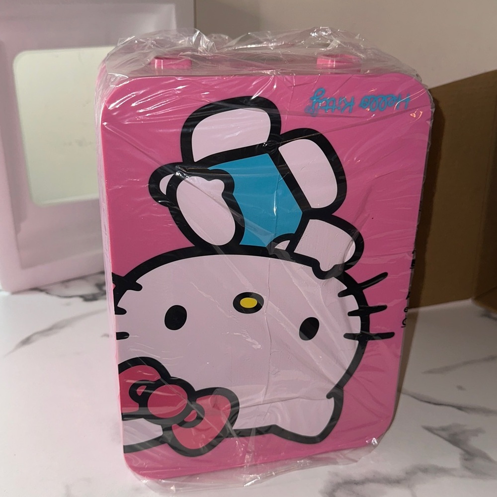 New- Hello Kitty Mini Fridge - Picture 11 of 11